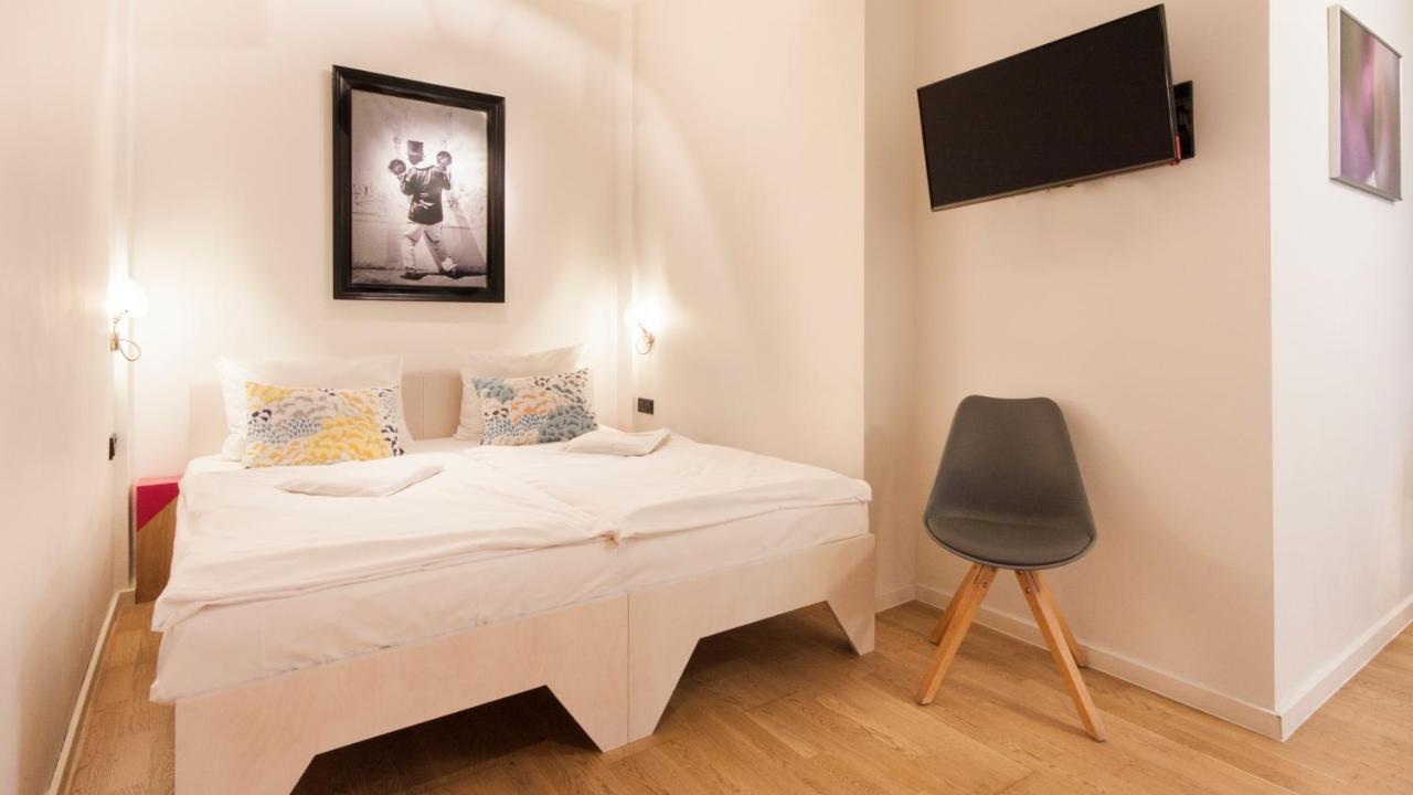 Room For Rent Unterhaching Eksteriør billede